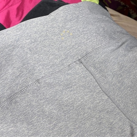 Varley Space Gray High Rise Ankle Legging Athletic Pants size Small - Picture 6 of 7